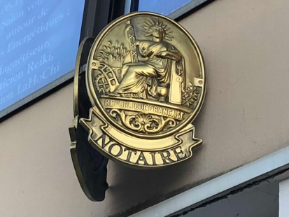 gironde femme donation urbanisme partage notaire gradignan femme